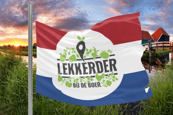 Productfoto Vlag met logo Lekkerder bij de Boer, Nederlandse vlag, Links waaiend 200*300 cm